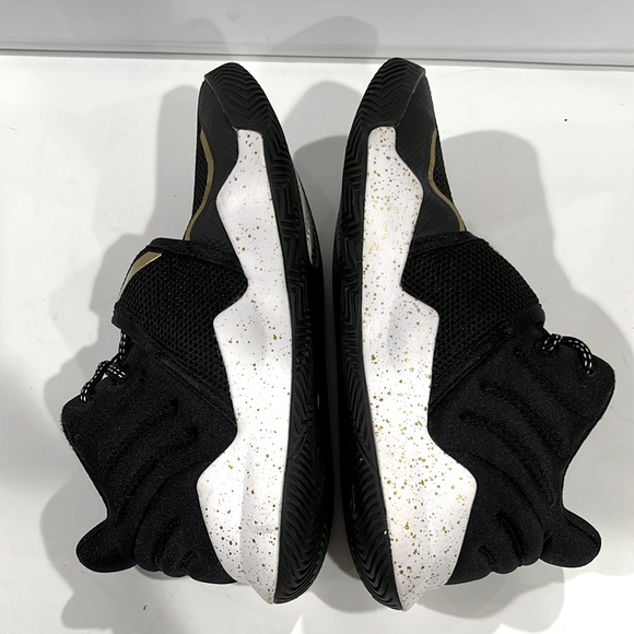 ADIDAS Deep Threat J Black,Gold,White Kids Basketball Sneaker Shoes  SIZE 3 1/2 - Picture 5 of 11